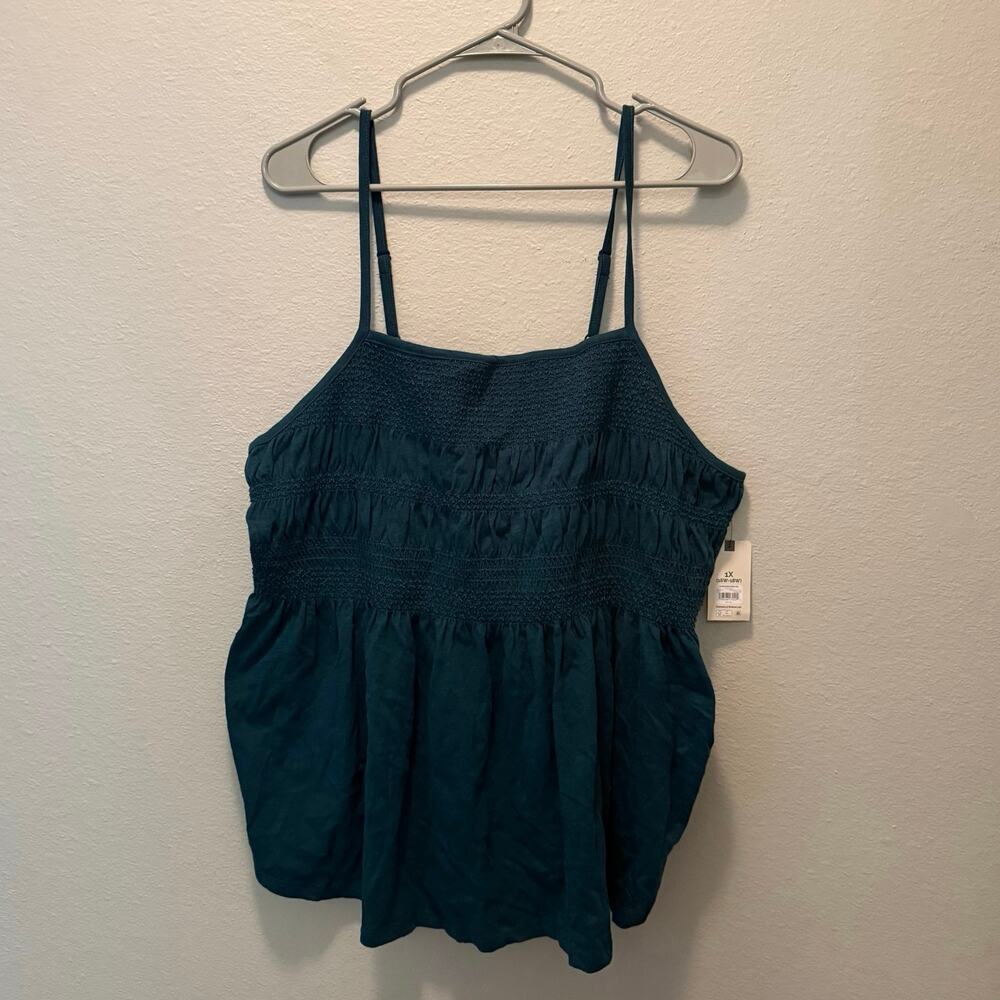 Terra & sky 1x plus size smocked tank top